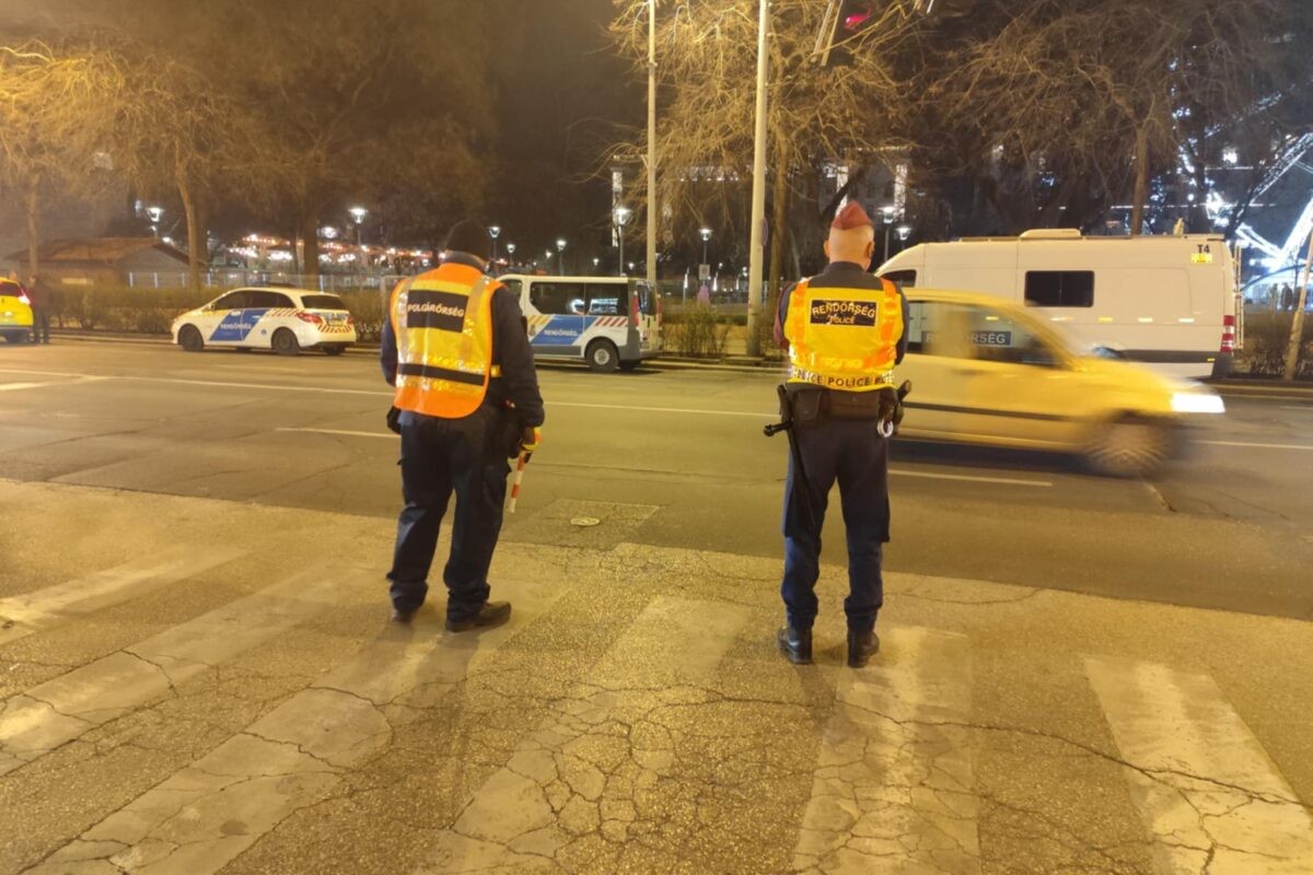 (notitle)